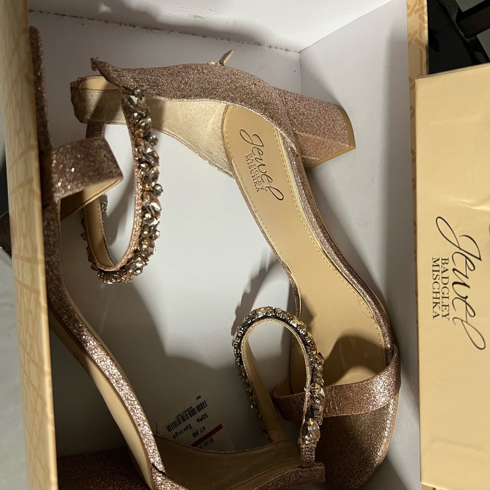 Jewel Badgley Mischka Glitter Trim Heels